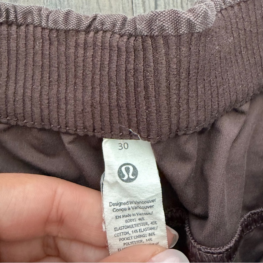 Lululemon Light Utilitech Cargo Pocket Java Brown… - image 7